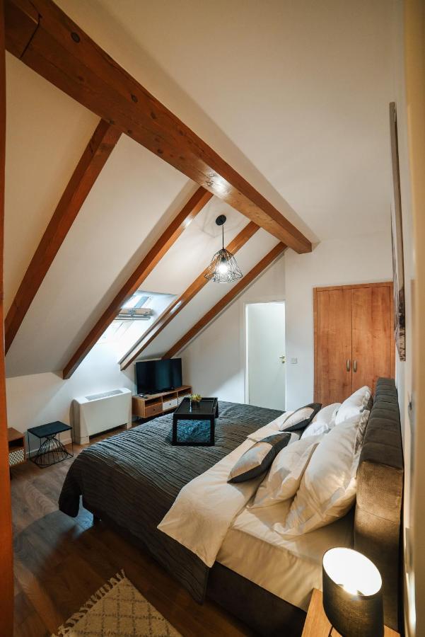 Chop Old House Hotel Velika Gorica Eksteriør billede